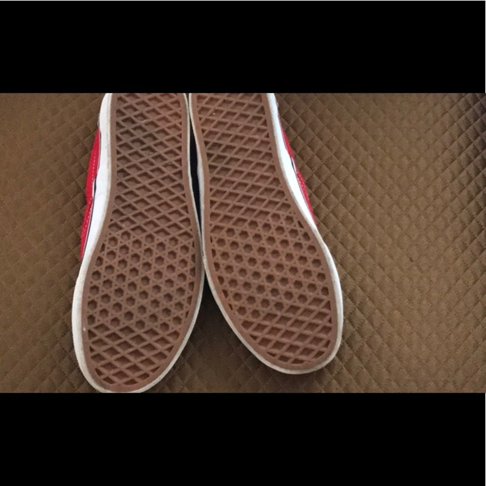 Vans - Picture 4 of 4
